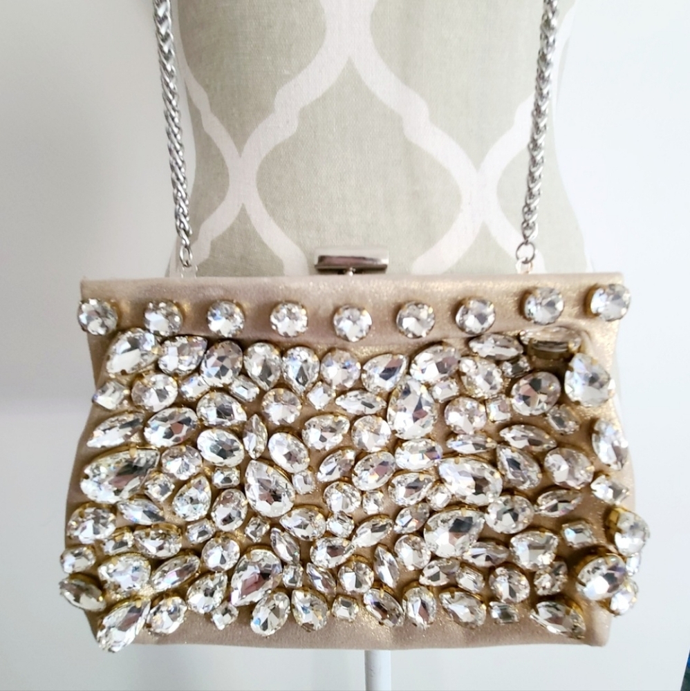 Elegant Gold Crystal Embellished Clutch